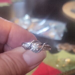 Beautiful Diamond Ring Size 7